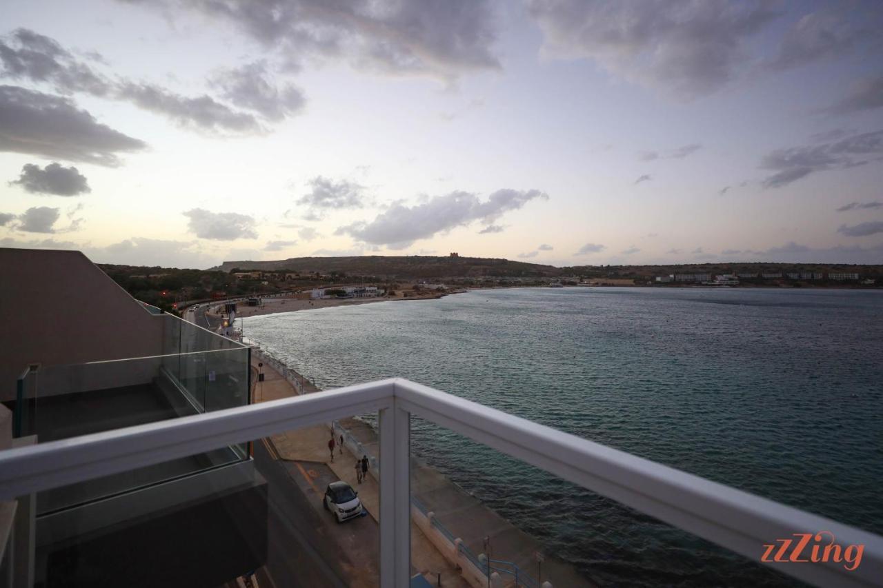 Pretty Beachfront Penthouse In